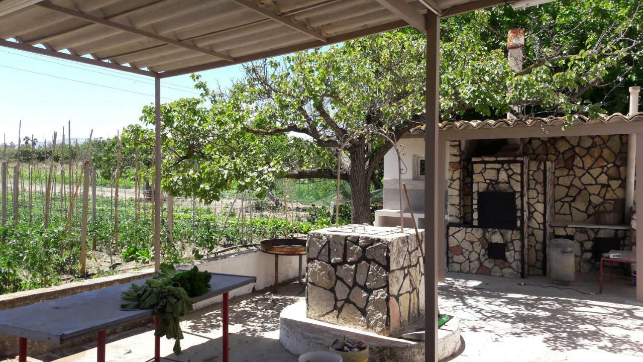Casa Vacanze Reginotte Balestrate Exterior foto